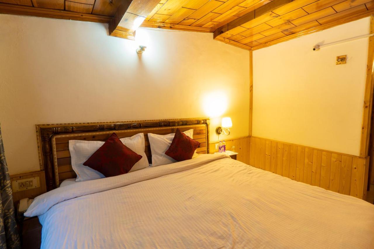 Holiday Home International -Vivaan Stays มะนาลี ภายนอก รูปภาพ