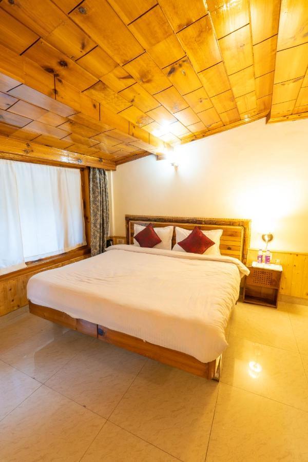 Holiday Home International -Vivaan Stays มะนาลี ภายนอก รูปภาพ