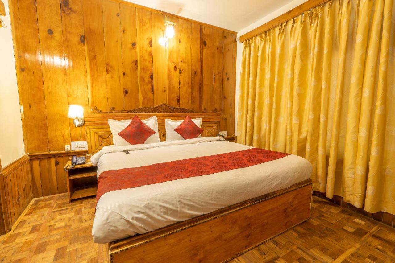 Holiday Home International -Vivaan Stays มะนาลี ภายนอก รูปภาพ